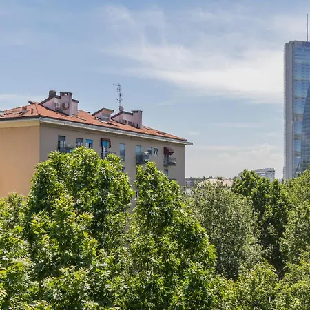 Big - Alcuino 7 Milano